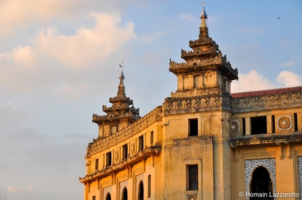 20091112-171055-myanmar-tour-2009