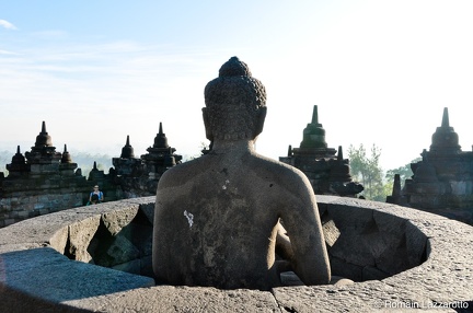 20120407-064826-yogyakarta-borobodur