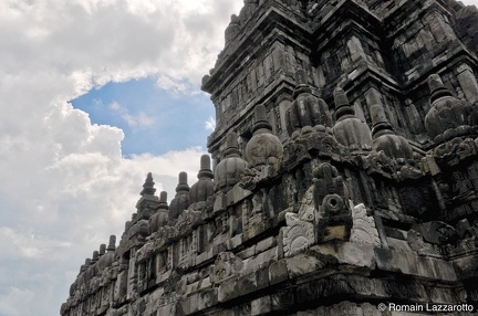 20120407-124114-yogyakarta-borobodur
